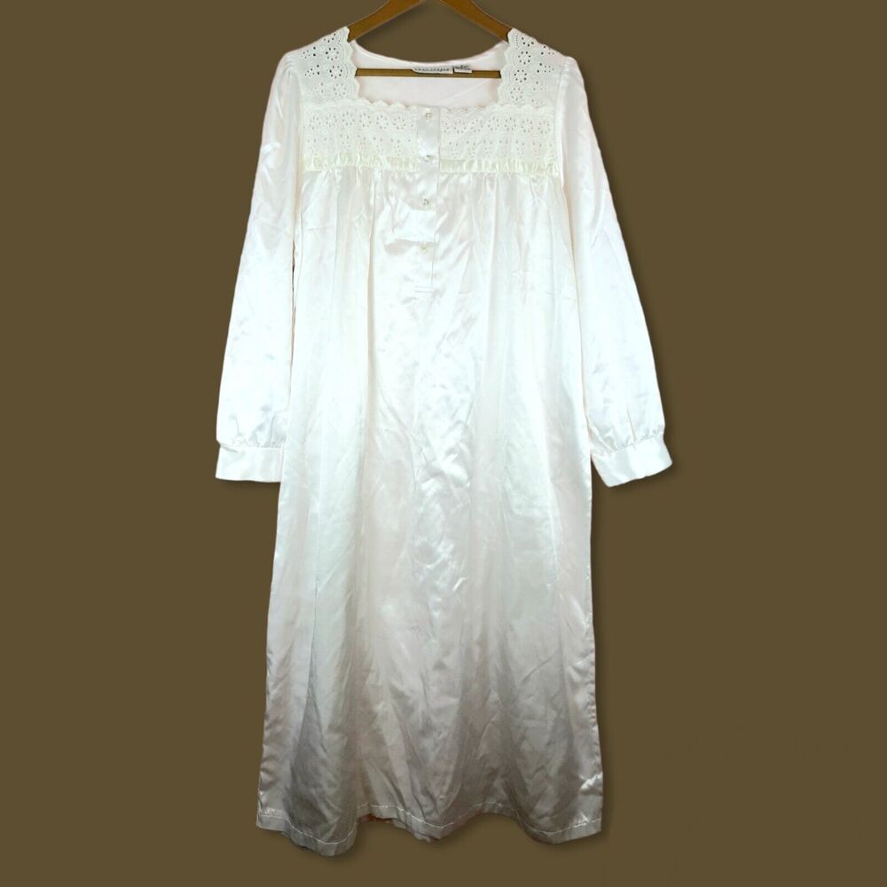 Vintage Bali Studio Collection Night Sleep Satin Gown Cotton Lined Size M